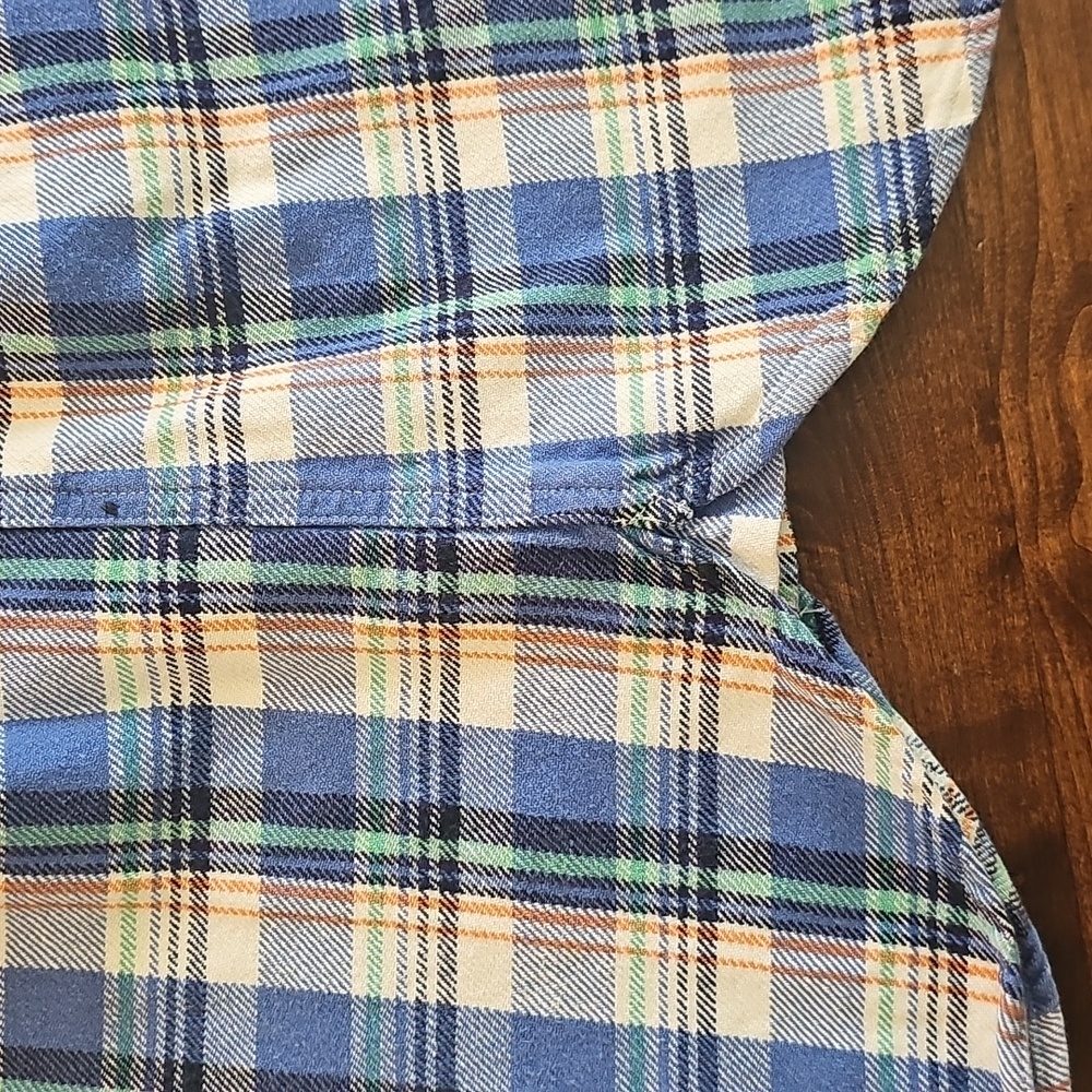 MADEWELL Plaid Button Up Size Medium - Picture 8 of 8